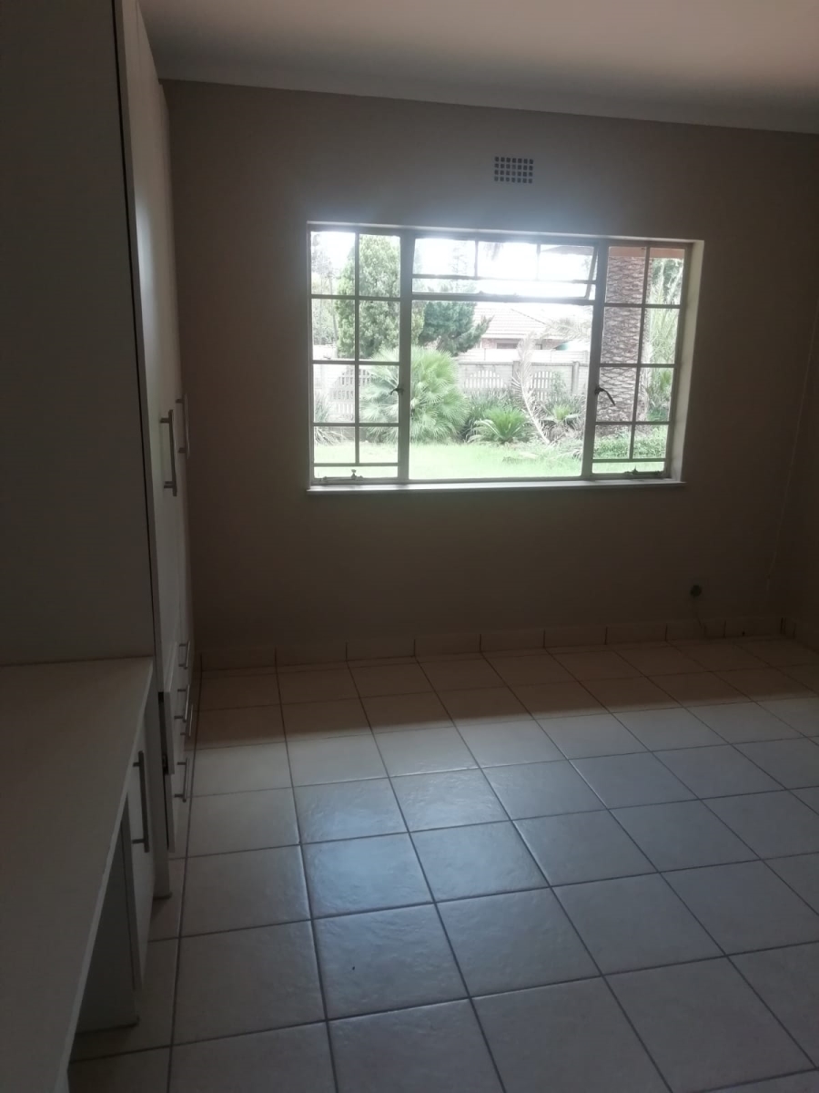 3 Bedroom Property for Sale in Vaalpark Free State